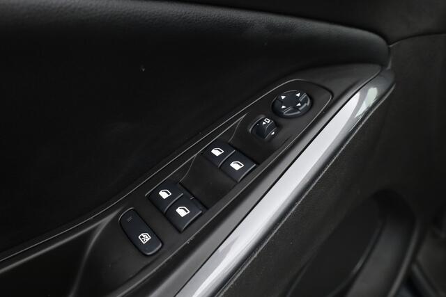 Opel Grandland X 1.2 Turbo Online Edition | Trekhaak | CarPlay | Navi | Cruise | 18''