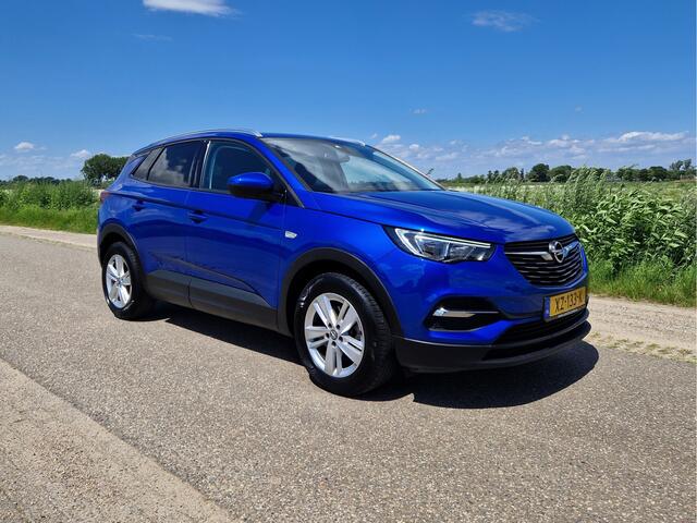 Opel Grandland X 1.2 Turbo - 130 Pk - Euro 6 - Navi - Climate Control