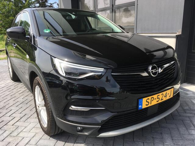 Opel Grandland X 1.2 Turbo Business Executive
