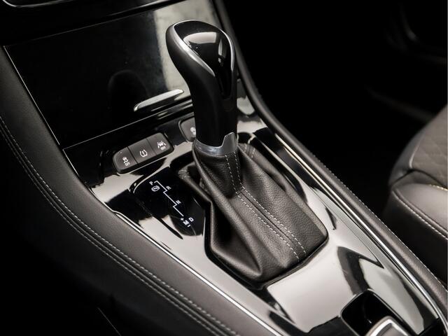 Opel Grandland X 1.2 Turbo Elegance Sport Automaat (APPLE CARPLAY, GROOT NAVI, 360 CAMERA, SPORTSTOELEN, LED KOPLAMPEN, KEYLESS, GETINT GLAS, NIEUWE APK, NIEUWSTAAT)