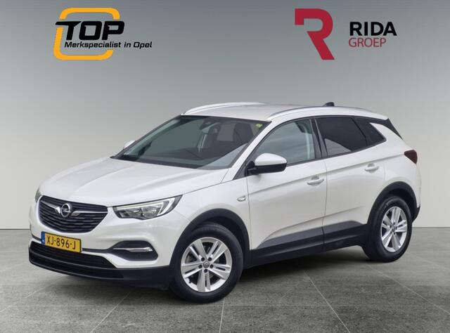 Opel Grandland X 1.2 Turbo Business +