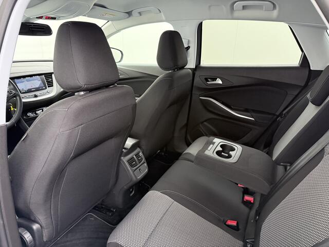 Opel Grandland X T131PK Trekhaak Navi Ecc Apple Carplay Android Auto Cruise Control Pdc Edition Lmv Licht-Regensensor Verkeersbordlezer PrivacyGlas IntelliLink Bluetooth Origineel Nederlandse Auto 1.400KG Trekgewicht! ¤ 35.000 nieuw! Bij ons volledig Onderhouden