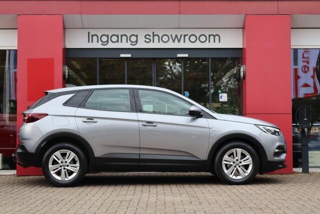 Opel Grandland X 1.5 CDTi Business Edition | Origineel NL | Camera | Trekhaak | Cruise Control | Airco | Navigatie |