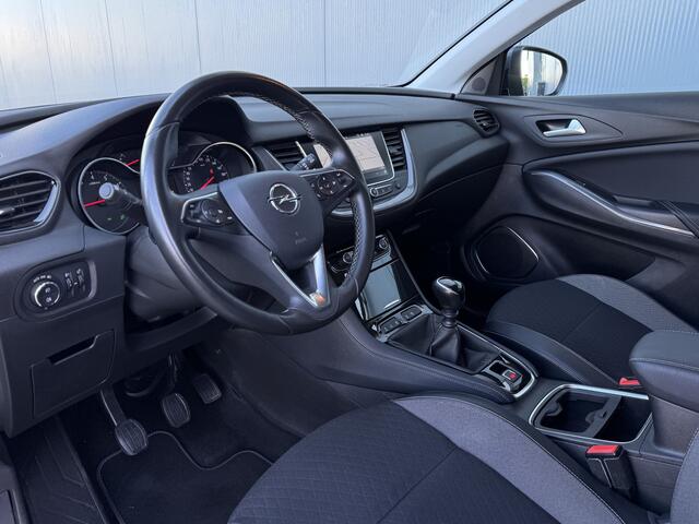 Opel Grandland X 1.2 Turbo Innovation Carplay/18inch.