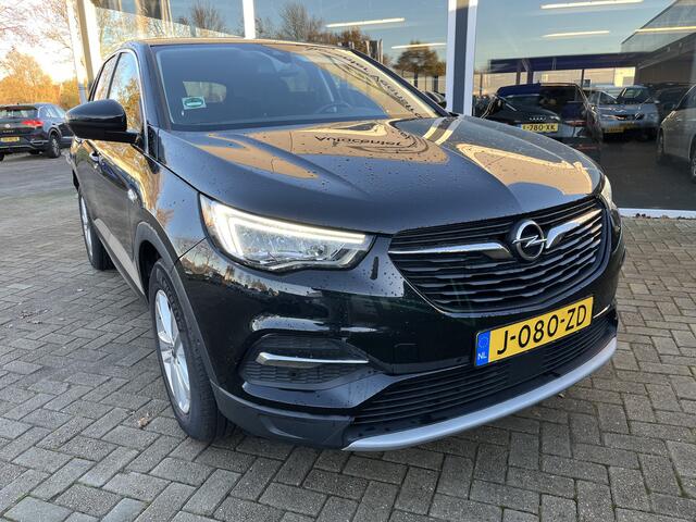 Opel Grandland X 1.2 Turbo Business Executive Carplay / Camera / Led / Automaat / Stoel-stuur verwarming