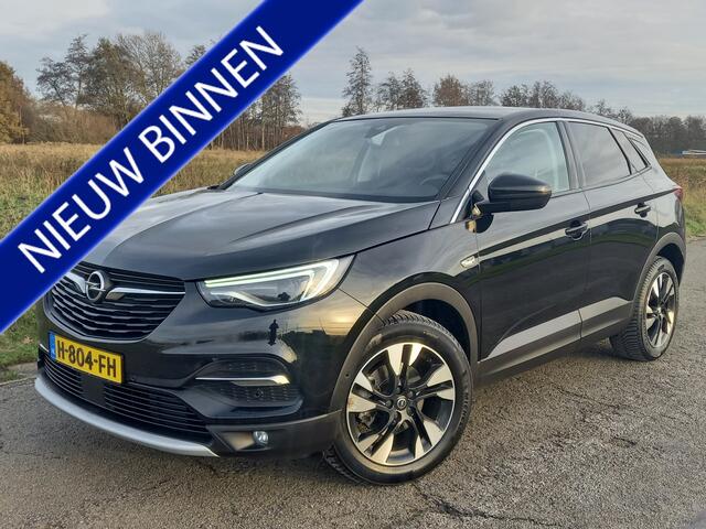 Opel Grandland X 1.2 Turbo Business Executive