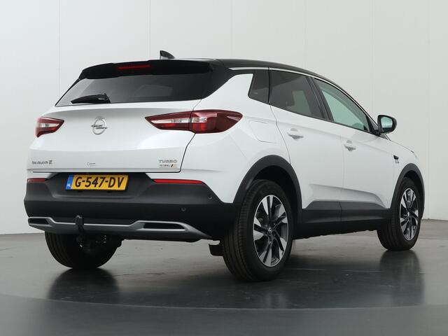 Opel Grandland X 1.6 Turbo Innovation | Trekhaak | Navigatie | Parkeercamera 360° | Stoelverwarming / koeling| Keyless Go | Denon Sound |