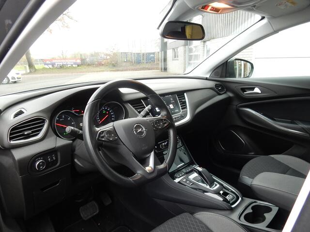 Opel Grandland X 1.6 Turbo Hybrid Elegance | Trekhaak | Camera | Stoelverwarming | LED | ISOFIX |