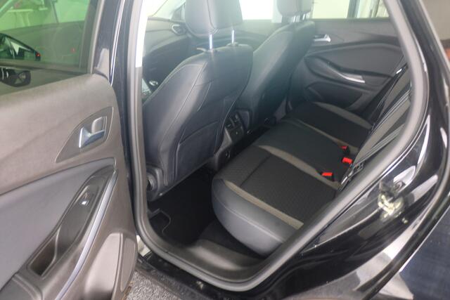 Opel Grandland X 1.2 Turbo Innovation | TREKHAAK | CAMERA | CARPLAY |