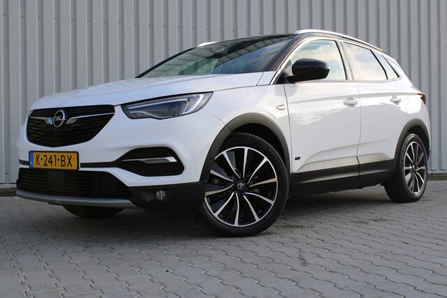 Opel Grandland X 1.6 Turbo Hybrid Ultimate | Incl. 12 maanden garantie | Cruise control | Climate control | Stoelverkoeling/verwarming | Apple carplay | Navigatie | DAB radio | Voor + achter camera | 100% dealer onderhouden |