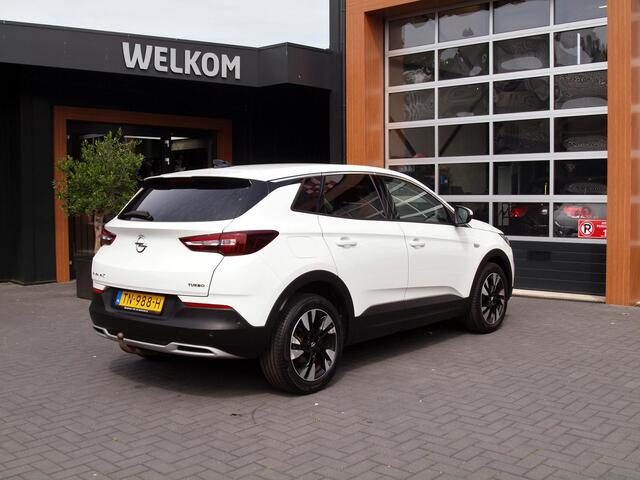 Opel Grandland X 1.2 Turbo Innovation | Gereviseerde motor | Automaat | Camera | Apple Carplay | Leer | Trekhaak |