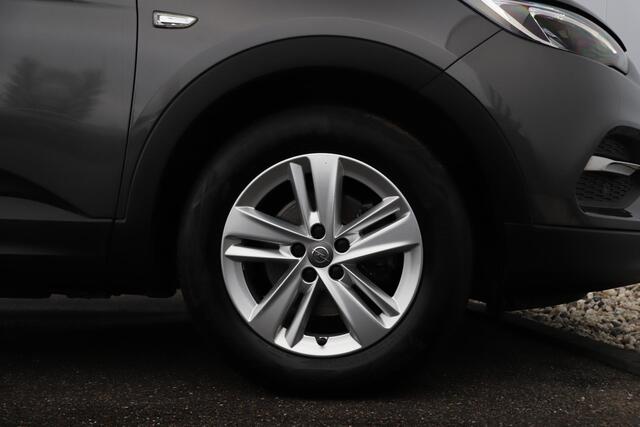 Opel Grandland X 1.2 Turbo Business Edition 131PK Navigatie Carplay Android Airco Cruise Control LMV Rijstrooksensor Parkeersensor