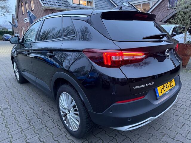 Opel Grandland X 1.2 Turbo Bus. Ex. 131PK CAMERA / SPORTSTOELEN / 18 INCH LMV / C