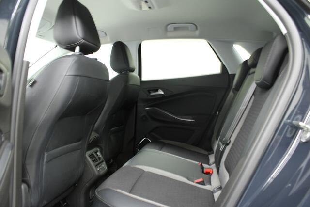 Opel Grandland X 1.2 T Ultimate | Automaat | Trekhaak / Keyless / PDC v&a + Camera 360° / Navi Full / Start-Stop