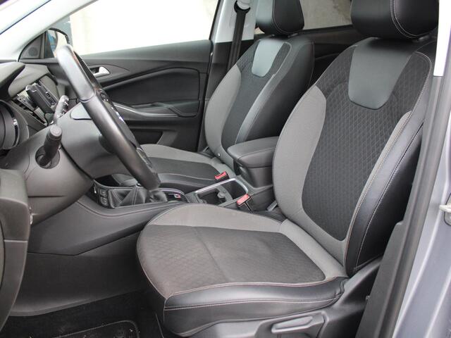 Opel Grandland X 1.6 CDTi Business Executive | PANORAMADAK | TREKHAAK |