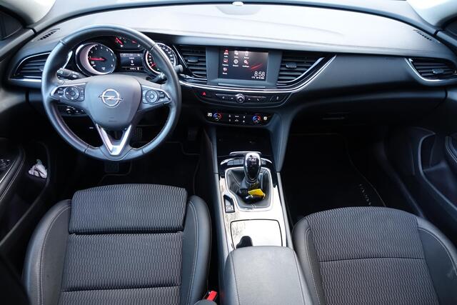 Opel INSIGNIA Grand Sport 1.5 Turbo Business Executive l Navigatie l Camera l Trekhaak
