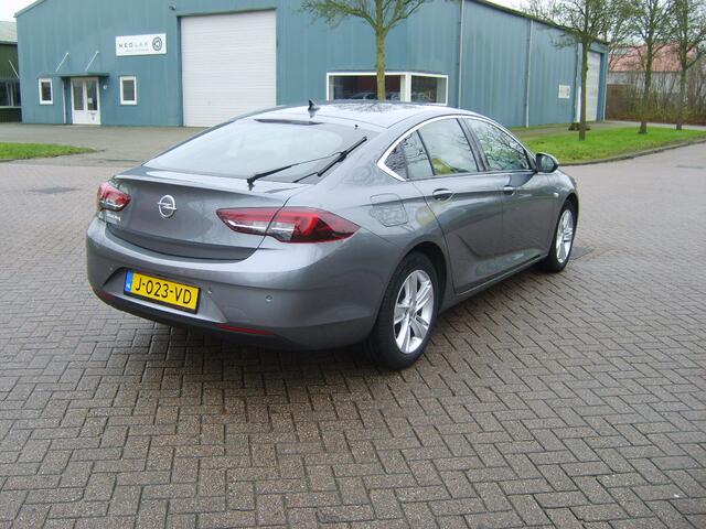 Opel INSIGNIA Grand Sport 1.5 Turbo Business Executive