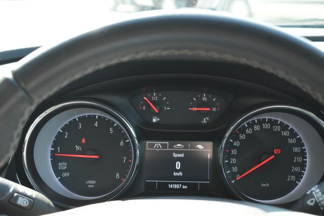 Opel INSIGNIA Sports Tourer 1.5 Turbo Business