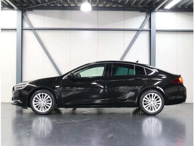 Opel INSIGNIA Grand Sport 1.6 200PK Turbo Business Executive | AUTOMAAT | AppleCarplay/Android Auto | 360'Camera | Navigatie | LEER | Keyless | Verwarmde/Verkoelde stoelen | Dodehoek Detectie | Parkeersensoren | Climate Control | Adaptive cruise control |