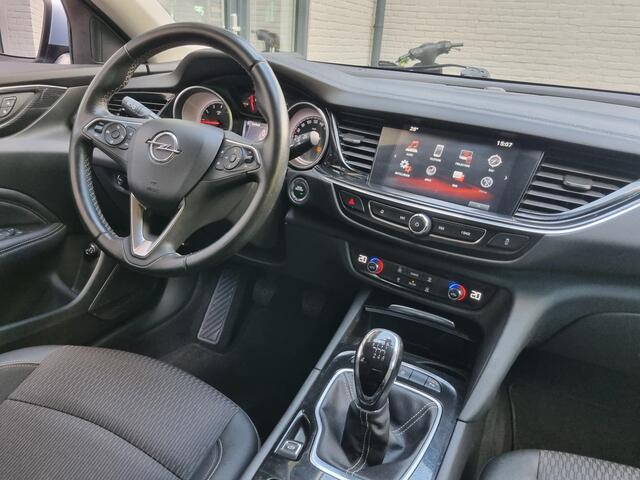 Opel INSIGNIA Sports Tourer 1.5 Turbo Innovation