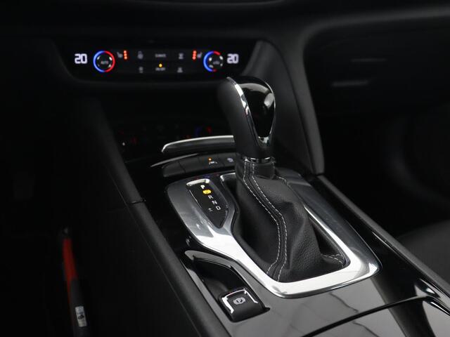 Opel INSIGNIA Sports Tourer 1.5 Turbo Business Executive | Leder | Trekhaak | Stoelverwarming | Camera | DAB | Carplay | Elektrische achterklep | LED