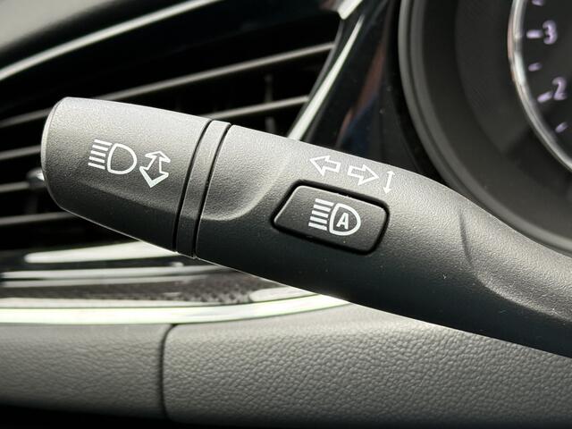 Opel INSIGNIA Sports Tourer BWJ 2021 1.5 CDTI 123 PK Business Elegance | NWE APK TREKHAAK / SPORTSTOELEN / CAMERA / CARPLAY / NAVI / CLIMA / CRUISE / HALF LEDER / KEYLESS / CAMERA / ELEK. ACHTERKLEP / DODE HOEK DETECTIE / LMV 18 INCH / LED