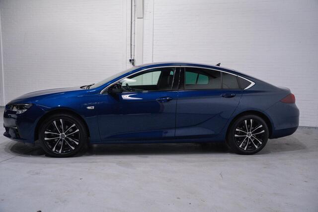 Opel INSIGNIA Grand Sport 1.5 CDTI Ultimate navi cruise DAB PDC v+a ledverlichting wegklapbare trekhaak 18"LMV private-glas half-lederen bekleding