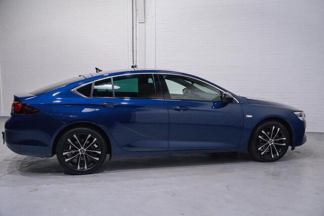 Opel INSIGNIA Grand Sport 1.5 CDTI Ultimate navi cruise DAB PDC v+a ledverlichting wegklapbare trekhaak 18"LMV private-glas half-lederen bekleding