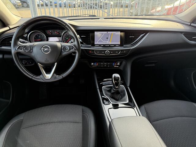 Opel INSIGNIA Grand Sport 1.5 Turbo 165 PK Innovation Navigatie, Camera, Half leder comf.intr, etc..