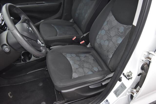 Opel KARL 1.0 Rocks Online Edition , NAVI VIA APP , CR CONTR , LMV15 , AIRCO , PDC A ,