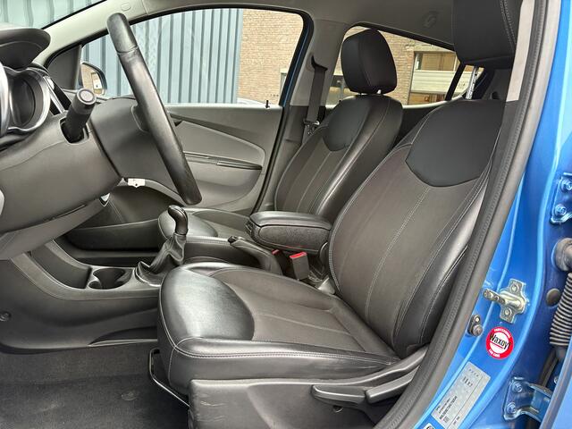 Opel KARL 1.0 Innovation | Apple Carplay/ Android Auto | Parkeersensoren | Lm-velgen | Prijs Rijklaar!!