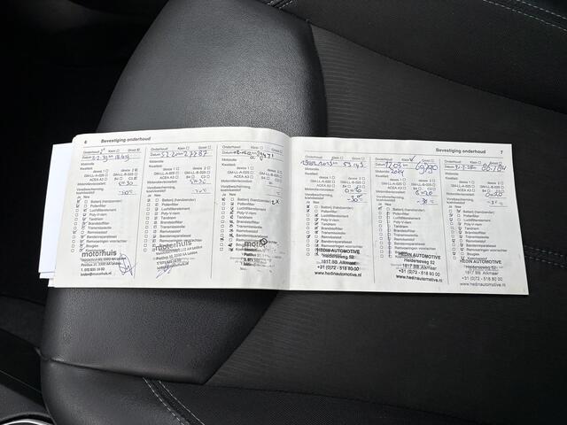 Opel KARL 1.0 Innovation | Apple Carplay/ Android Auto | Parkeersensoren | Lm-velgen | Prijs Rijklaar!!