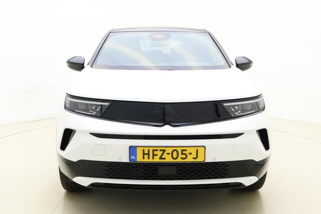 Opel MOKKA Electric GS 54 kWh NIEUW | Nieuw model! | Long range uitvoering | Navigatie | LED Matrix | Warmtepomp | 18'' lichtmetalen velgen | Drive assist | Adaptieve cruise control