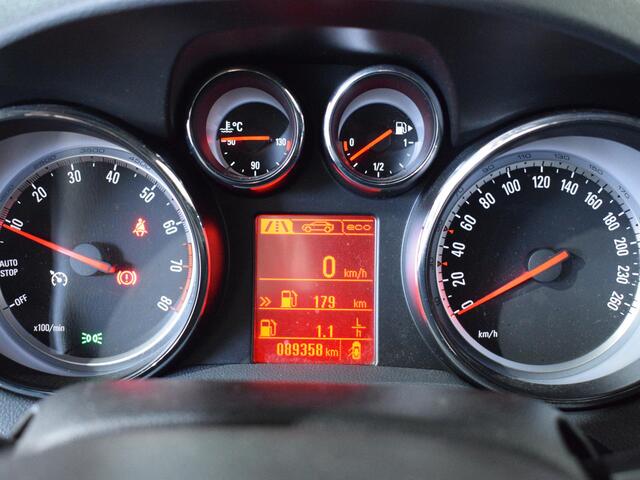 Opel MOKKA 1.4 T Cosmo | ACHTERUITRIJCAMERA | NAVIGATIE |