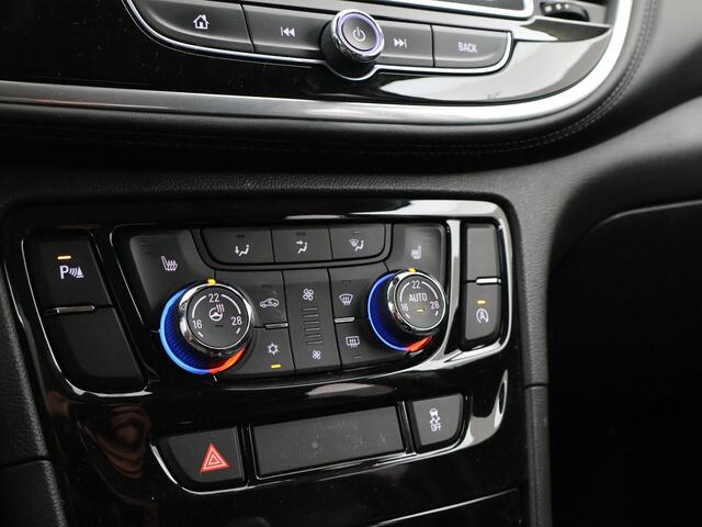 Opel MOKKA X 1.4 TURBO 140 PK INNOVATION + LEDER | STUUR/STOELVERW. | APPLE CARPLAY | TREEPLANKEN