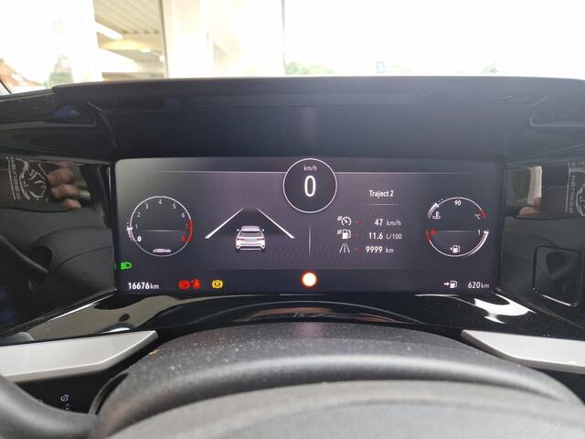 Opel MOKKA 1.2 Turbo Ultimate | Black Pack | Alcantara bekleding | Navigatie | Achteruitrijcamera | LED koplampen | Climate Control