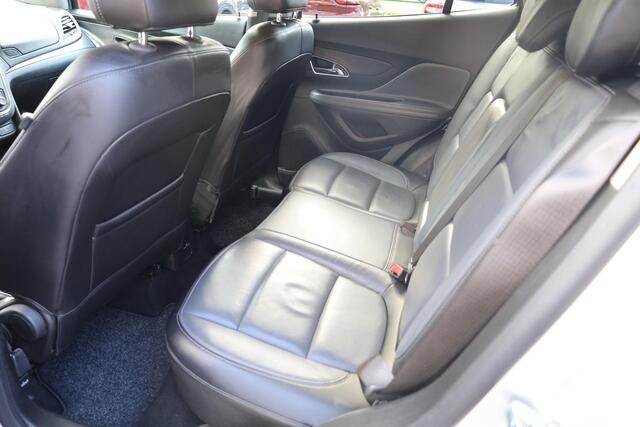 Opel MOKKA 1.6 CDTi Innovation TREKHAAK LEER STOEL/STUURVERW. CAMERA CLIMA CRUISE NAVI 2XPDC 18''LMV