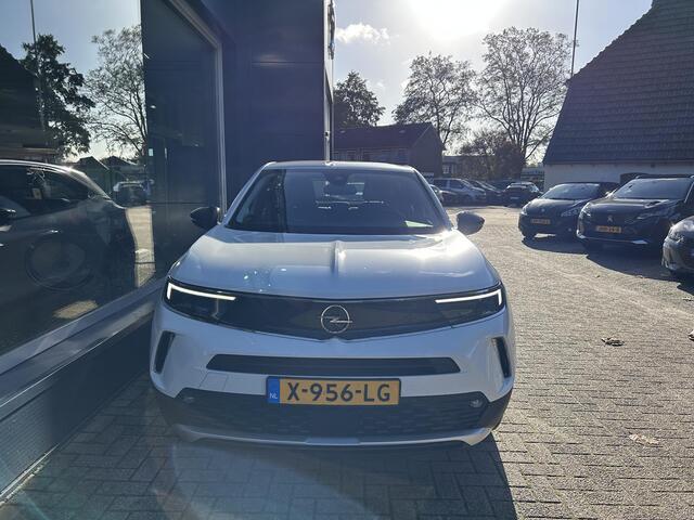 Opel MOKKA 1.2 Turbo 130PK Elegance | Afneembare Trekhaak 1200KG | All Season banden | Dodehoek detectie | Navigatie Via Telefoon | DAB | Climate control | Stoel & Stuurverwarming | LED | Parkeer Camera | Parkeersensoren Rondom |