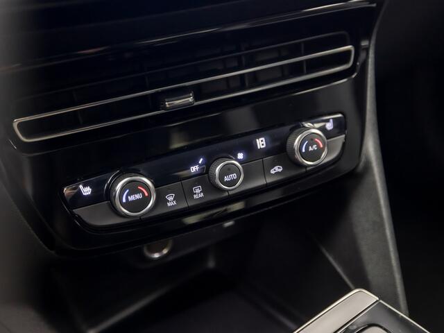 Opel MOKKA 1.2 Turbo Elegance Sport Automaat (VIRTUAL COCKPIT, APPLE CARPLAY, GROOT NAVI, STUUR/STOELVERWARMING, SPORTSTOELEN, 360 CAMERA, ADAPTIVE CRUISE, GETINT GLAS, NIEUWSTAAT)