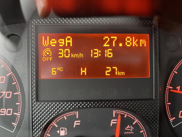 Opel MOVANO 2.2D 140pk L2H2 3.5t / nieuw overjarig / direct leverbaar / ¤ 25.950 ex btw / parkeersensoren achter / airco / cruise control / bijrijdersbank !