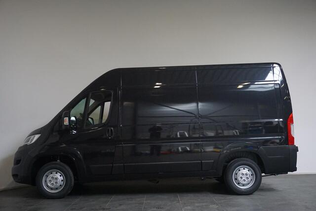 Opel MOVANO 140 PK L2H2 Edition Airco Navigatie Trekhaak Cruise control Nieuw Model Parkeersensoren