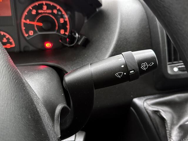 Opel MOVANO 2.2D 140pk Bakwagen met Laadklep Cruise Control Meubelbak Airco