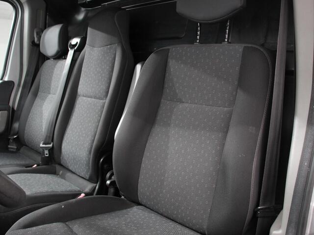 Opel MOVANO 2.3 CDTI L2H2 Navigatie Cruise control Climate control Trekhaak Sidebars Euro6