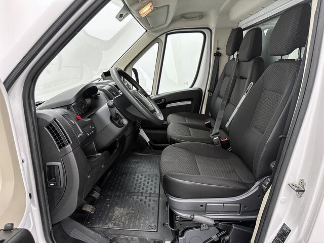 Opel MOVANO 2.2D 140pk bakwagen Laadklep Camera Cruise control D'Hollandia