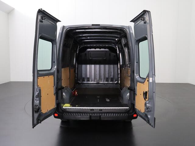 Opel MOVANO 2.3CDTi 135PK L2H2 | 2xSchuifdeur | Navigatie | Camera | Airco | Cruise | 3-Persoons