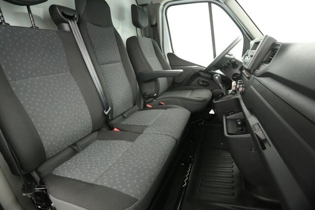 Opel MOVANO 2.3 Turbo L3H1 | 180PK | Kantoorwagen | Jurywagen | Omroepwagen | Camper ombouw | Automaat | Airco | Camera | Cruise | 3-Zits