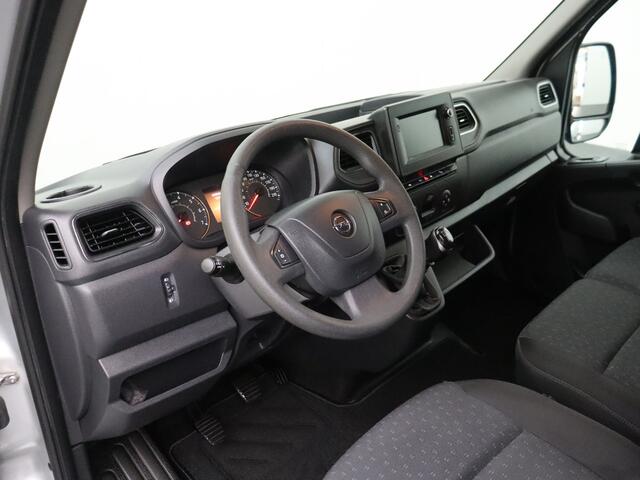 Opel MOVANO 2.3Turbo 135PK L2H2 | Navigatie | Camera | 3-Persoons | Airco | Trekhaak | Betimmering