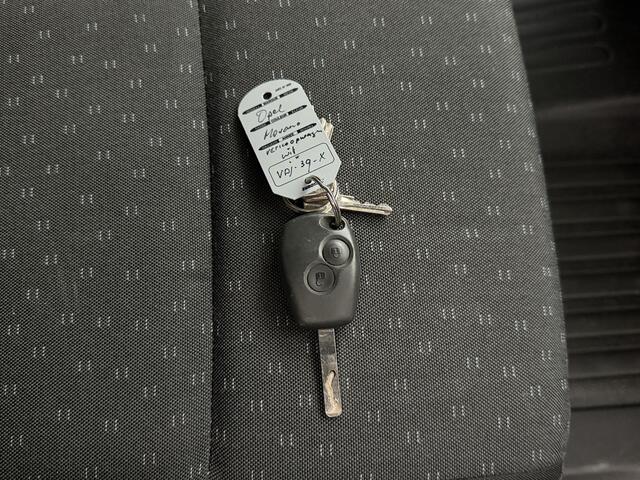 Opel MOVANO 2.3CDTI Bakwagen | Verkoopauto | Showroom auto | Navigatie | Camera | Omvormer 220V | Zonnepanelen