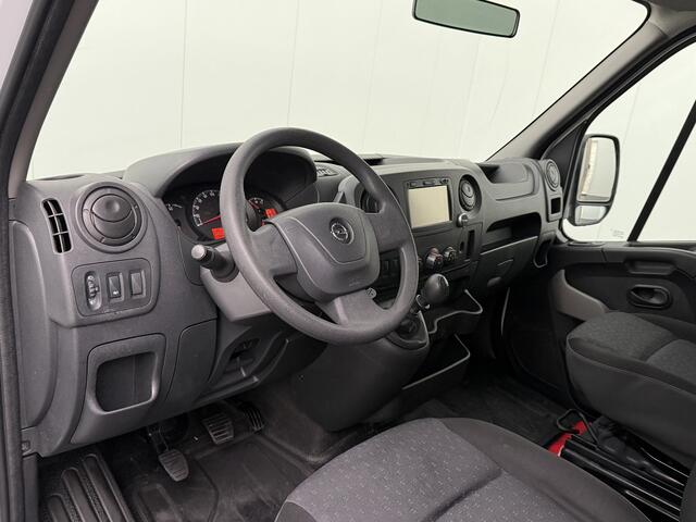 Opel MOVANO 2.3CDTi 130PK Bakwagen+Laadklep | Navigatie | Airco | Zijdeur met verlaagde instap