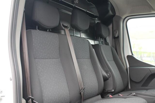 Opel MOVANO 2.3 Turbo L2H2 - Achteruitrijcamera - Airco - Verlichting aut.